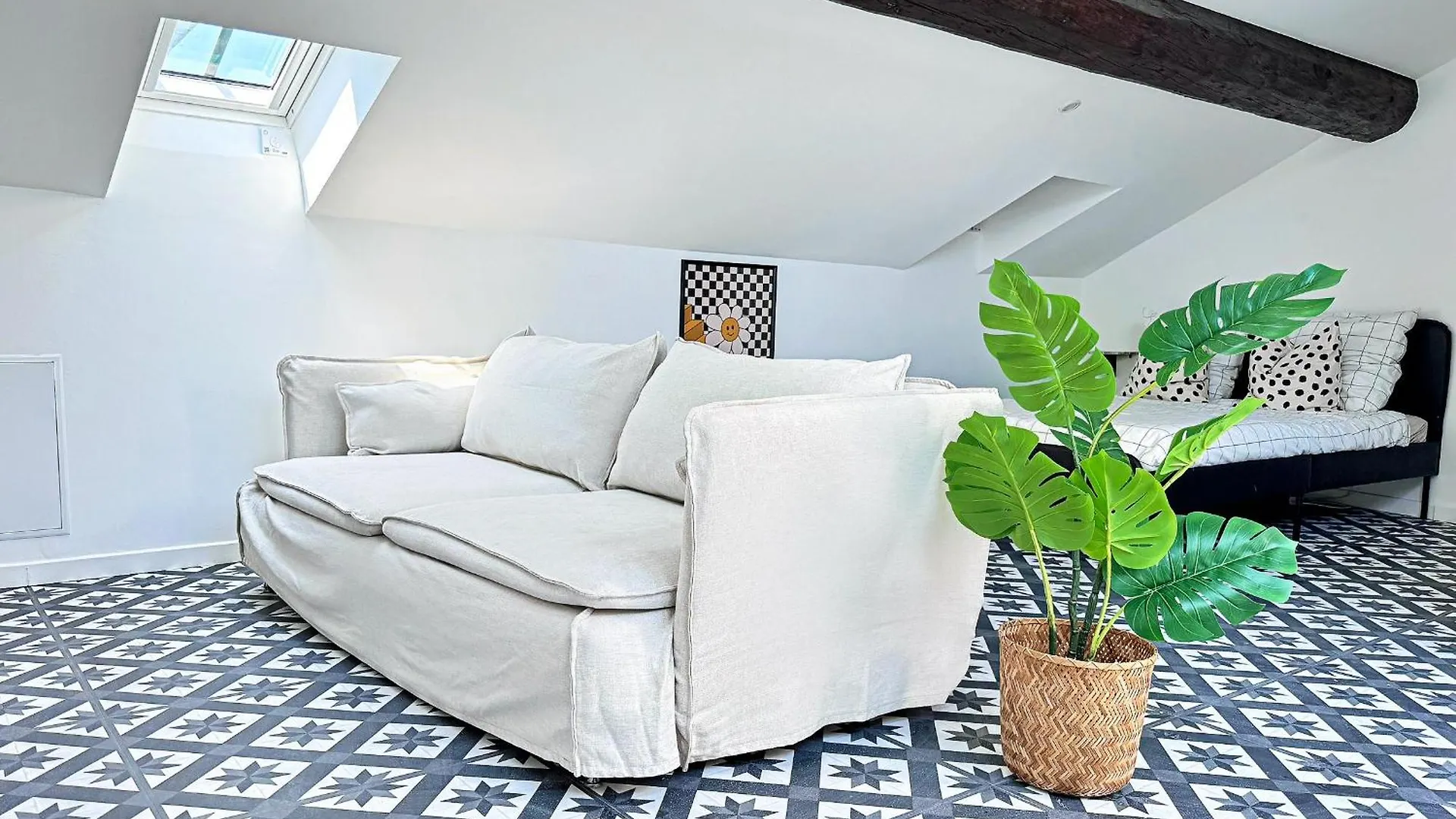 Suite Aveiro Champagne-au-Mont-d'Or Apartment